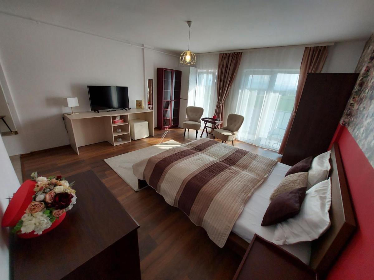 Anca'S Style Apartment Кодлеа Екстериор снимка