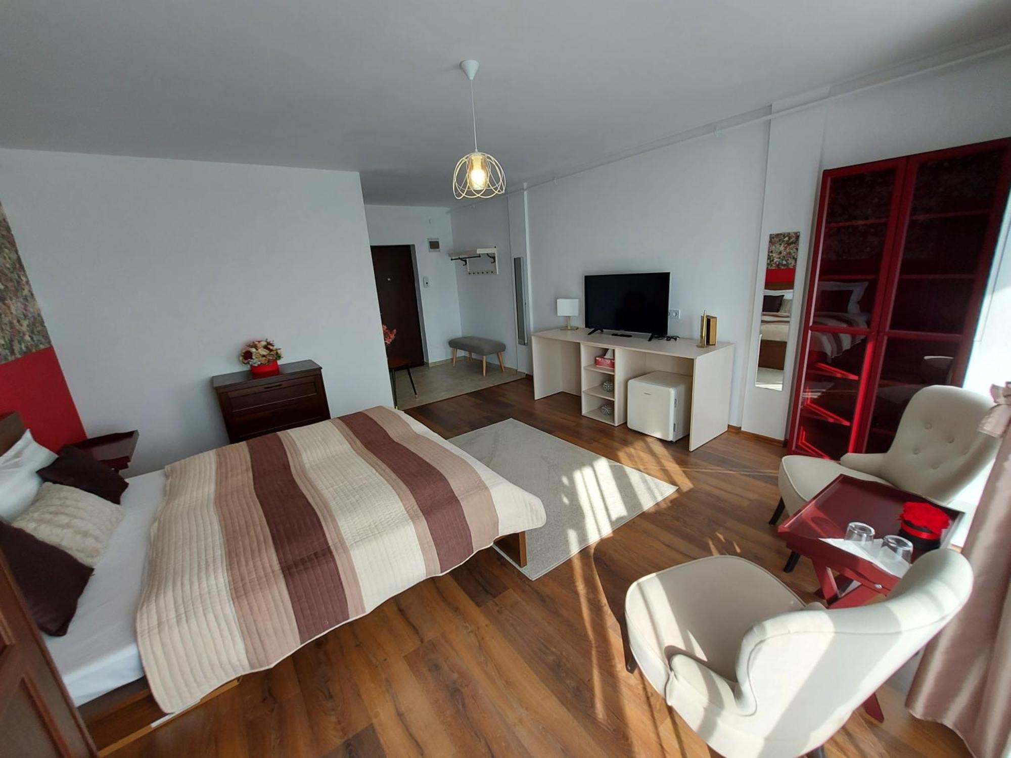 Anca'S Style Apartment Кодлеа Екстериор снимка
